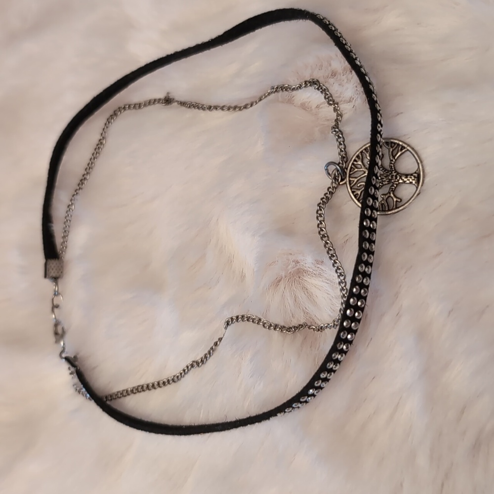 Silver Tree of Life Chain Necklace With Silver Toned Choker - Picture 5 of 7